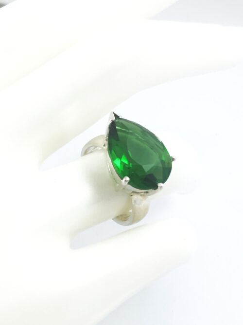 anillo de plata con obsidiana verde natural
