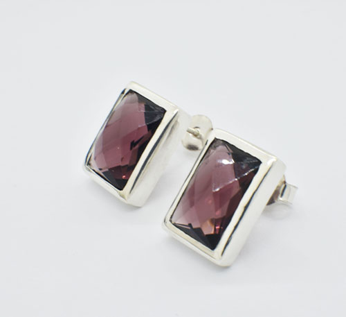 Aretes de plata con granates naturales