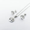 Set dije collar y aretes de plata ley 0,925, peso 4,5 gramos. Diseño de arboles Baobat.
