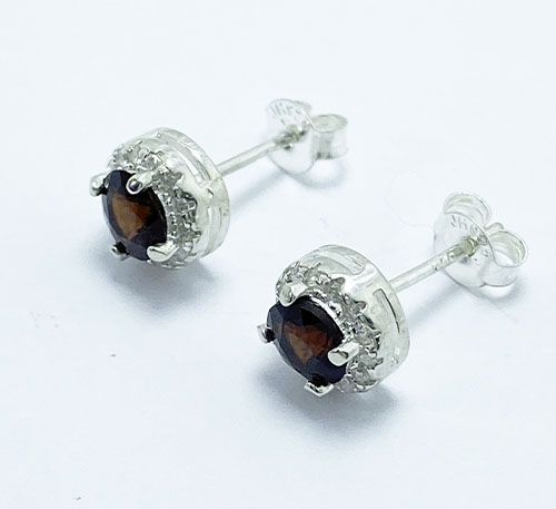Aretes de plata con granate natural y circones