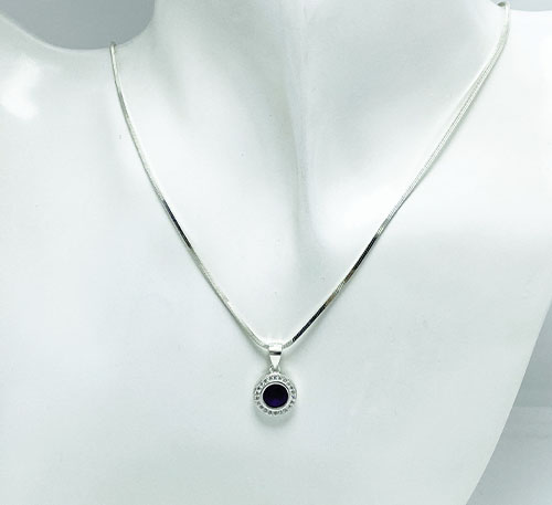 Dije colgante de plata con zafiro creado