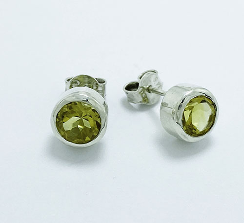 Aretes de plata con topacios amarillos